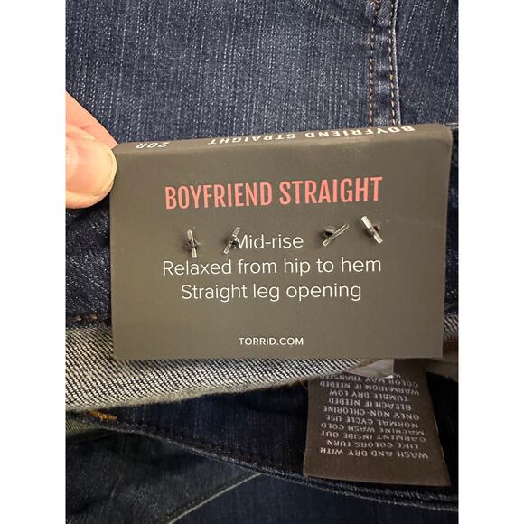 Torrid Women’s Boyfriend Straight Jeans Blue Size 20R Plus Mid Rise Relaxed Leg - Picture 9 of 11